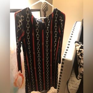 Clothes

Brand juicy couture size large still has labels 
Chain / belt pattern